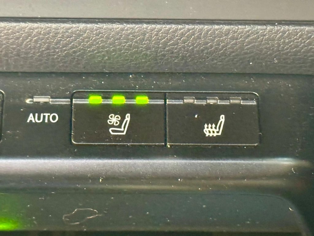 Used Lexus UX 2019 for sale - 76950608: Photo 54