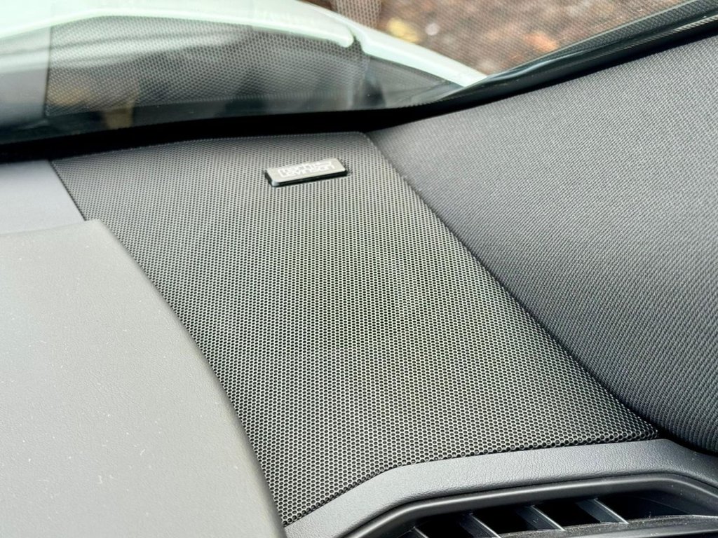 Used Lexus UX 2019 for sale - 76950608: Photo 56