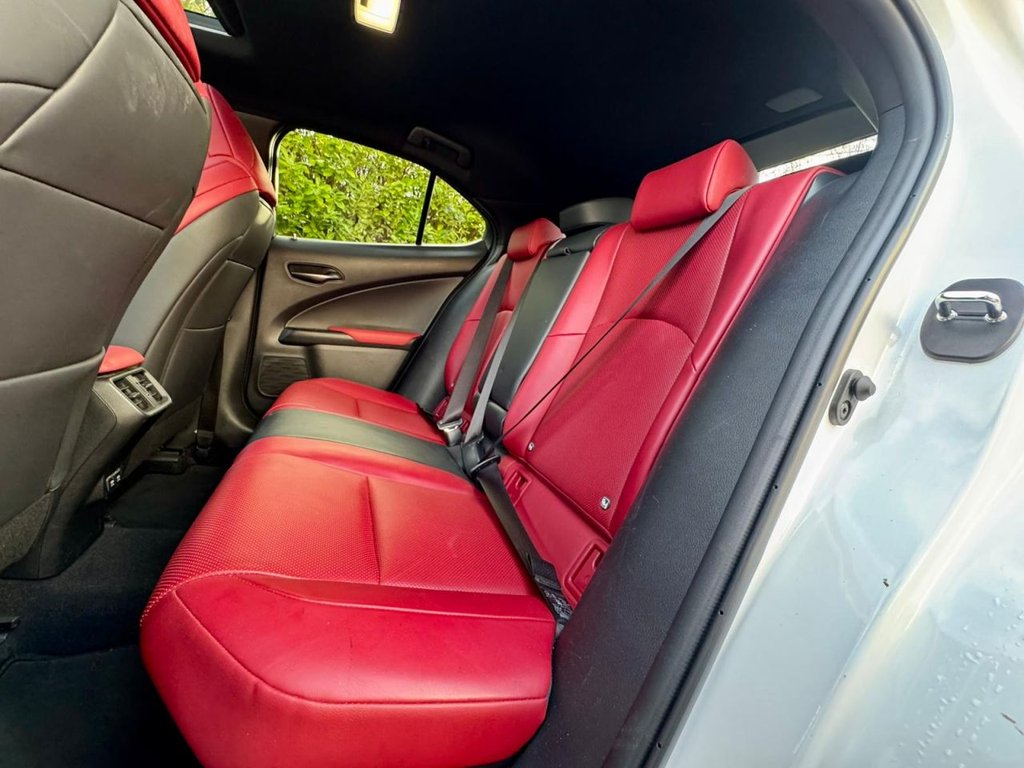 Used Lexus UX 2019 for sale - 76950608: Photo 64