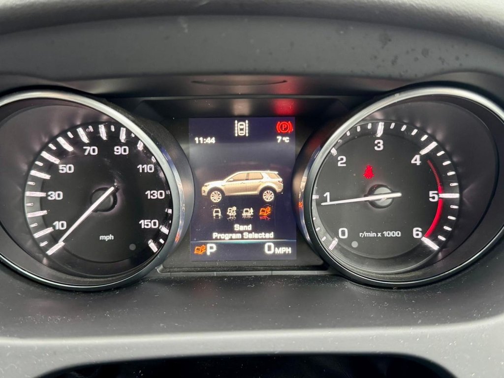 Used Land Rover Discovery Sport 2016 for sale - 77088964: Photo 81