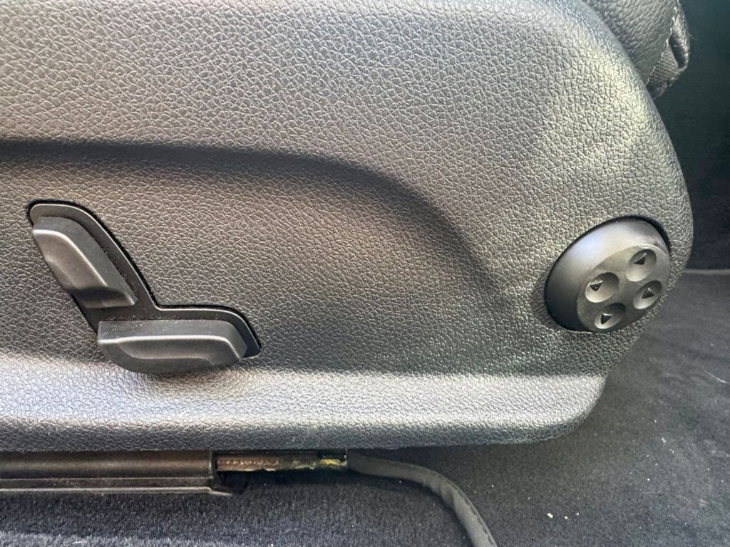 Used Mercedes-Benz C Class 2018 for sale - 75961948: Photo 55