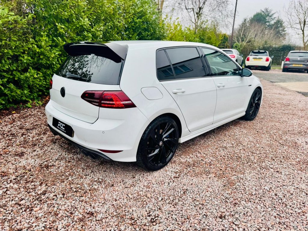 Used Volkswagen Golf 2015 for sale - 77520645: Photo 10