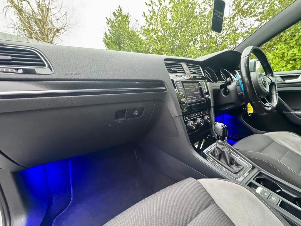 Used Volkswagen Golf 2015 for sale - 77520645: Photo 55