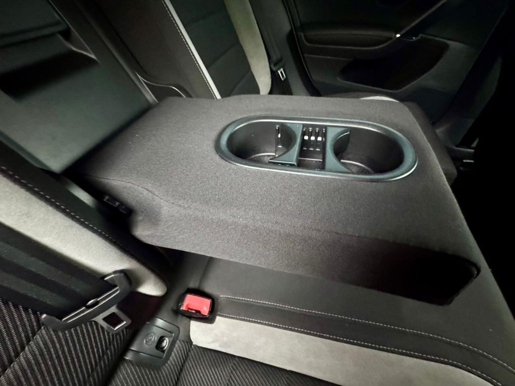 Used Volkswagen Golf 2015 for sale - 77520645: Photo 70