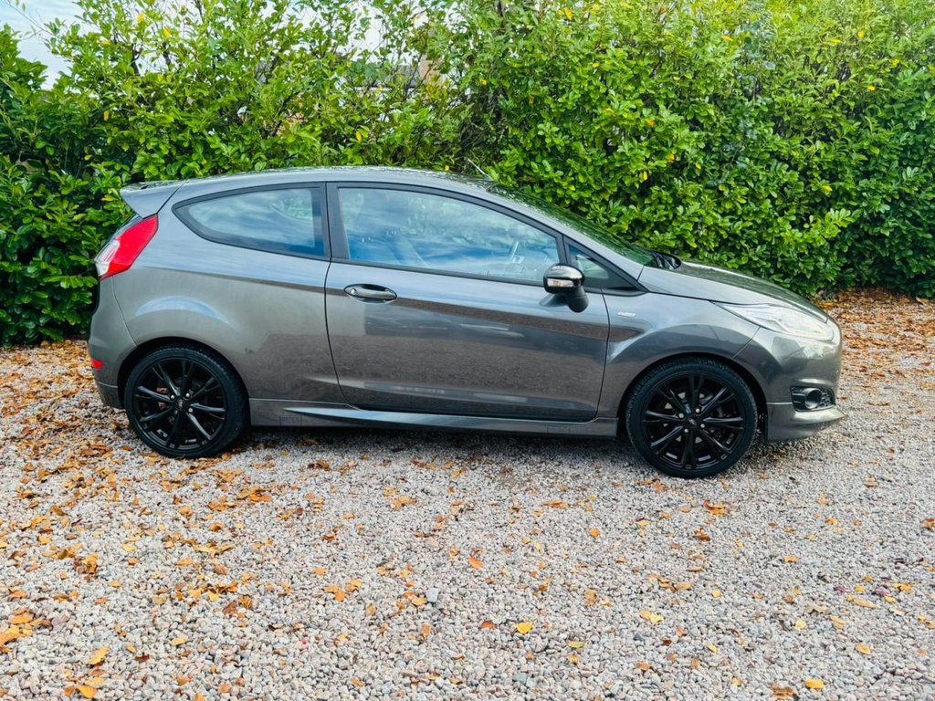 Used Ford Fiesta 2017 for sale - 76582563: Photo 11