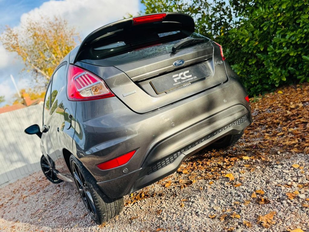 Used Ford Fiesta 2017 for sale - 76582563: Photo 40