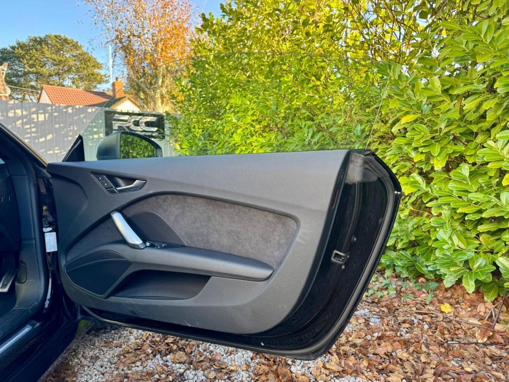 Used Audi TT 2017 for sale - 76642148: Photo 42