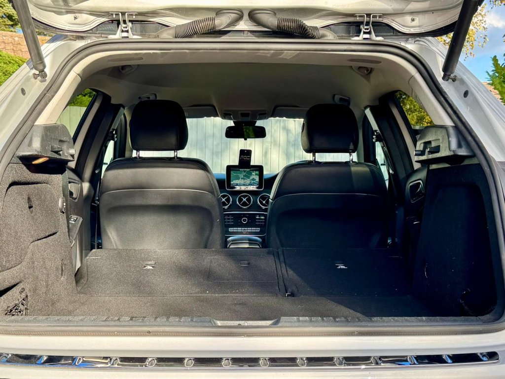 Used Mercedes-Benz GLA 2018 for sale - 76469803: Photo 48