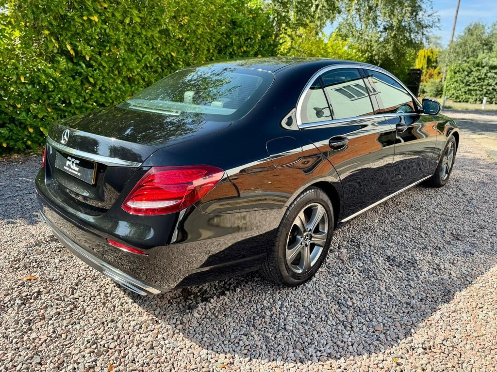 Used Mercedes-Benz E Class 2018 for sale - 76481490: Photo 10