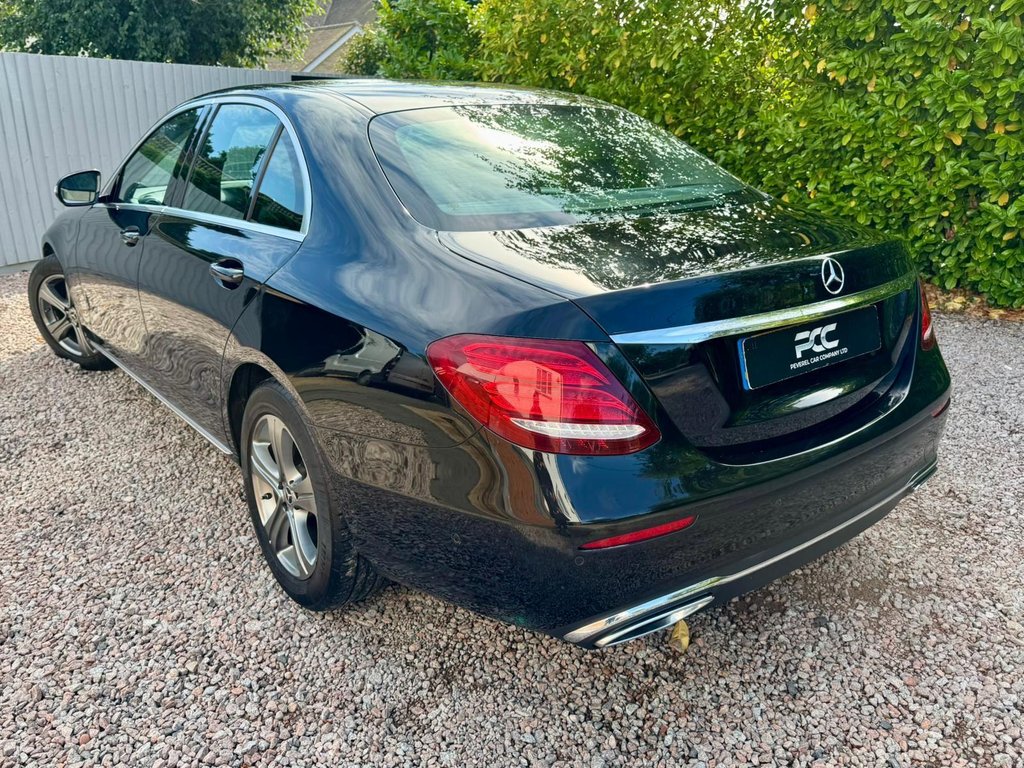 Used Mercedes-Benz E Class 2018 for sale - 76481490: Photo 2