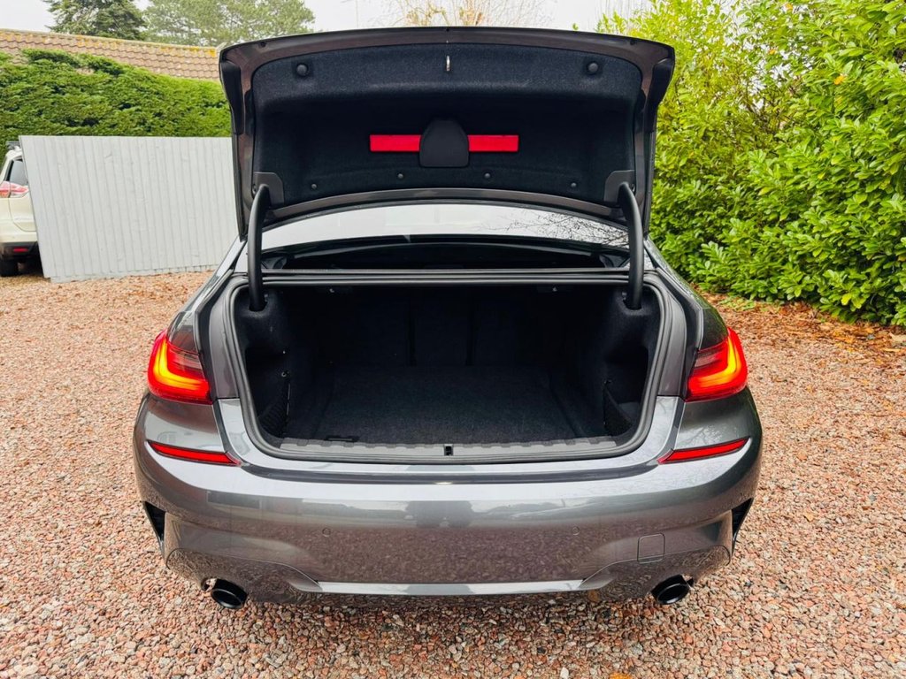 Used BMW 3 Series 2019 for sale - 76923364: Photo 36