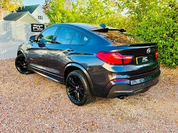 Used BMW X4 2015 for sale - 76520504: Photo