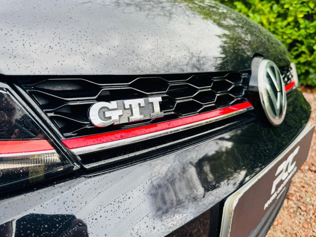 Used Volkswagen Golf 2017 for sale - 76855144: Photo 24