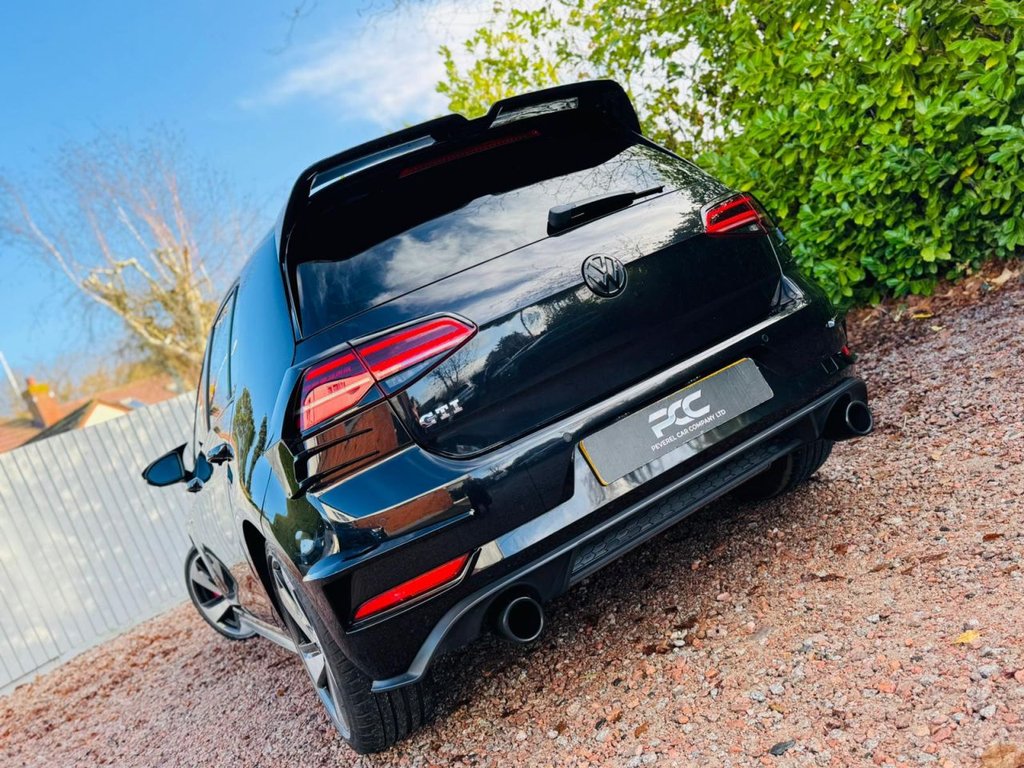 Used Volkswagen Golf 2017 for sale - 76855144: Photo 32