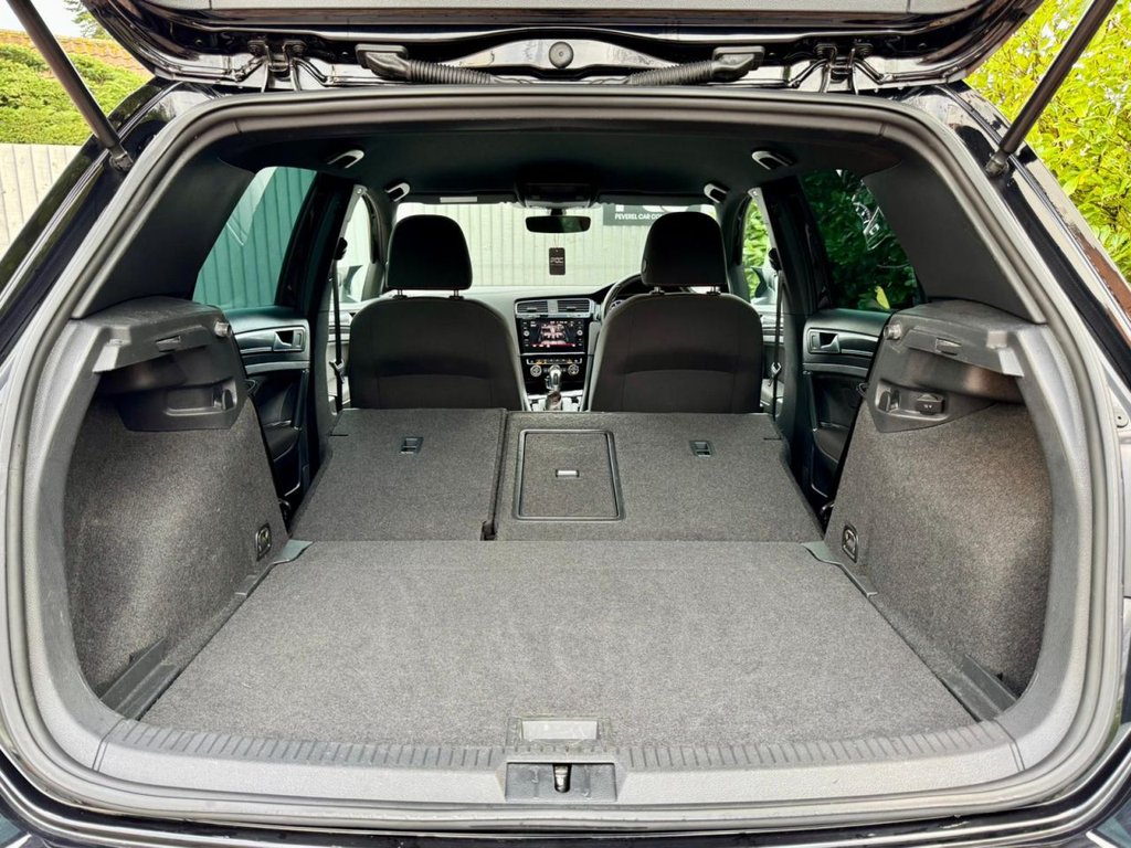 Used Volkswagen Golf 2017 for sale - 76855144: Photo 41