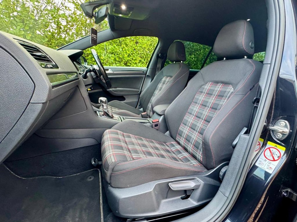 Used Volkswagen Golf 2017 for sale - 76855144: Photo 53