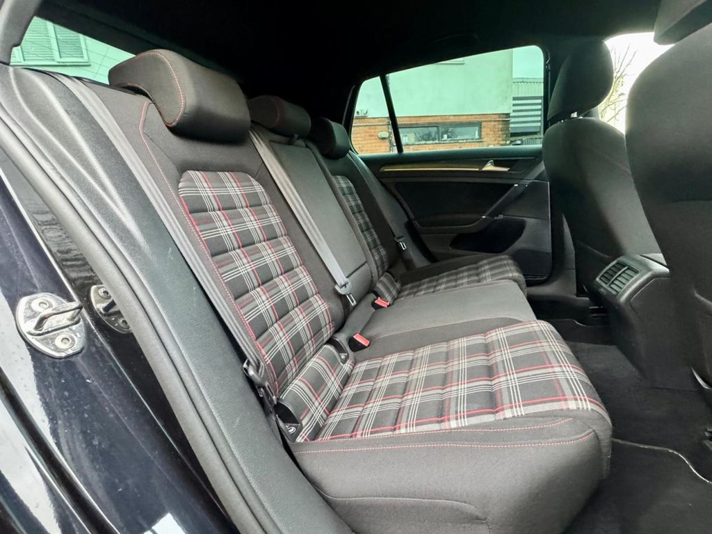 Used Volkswagen Golf 2017 for sale - 76855144: Photo 61