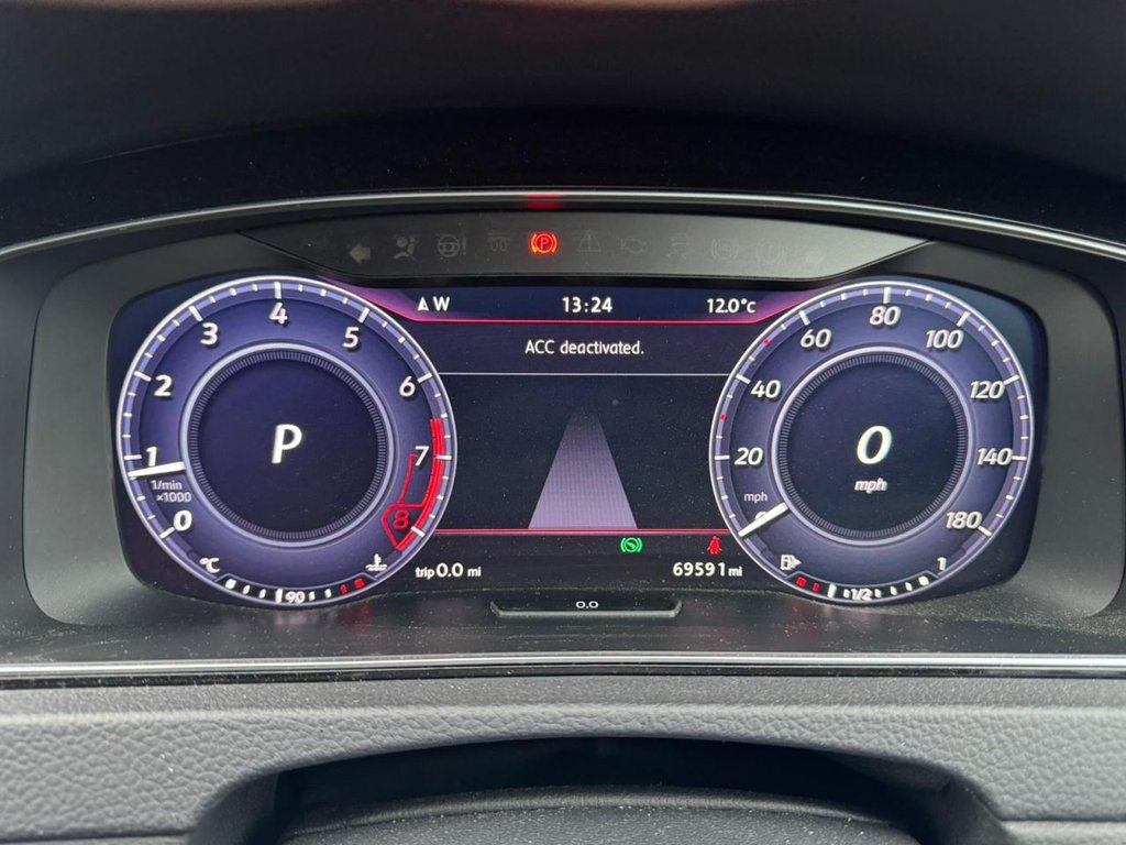 Used Volkswagen Golf 2017 for sale - 76855144: Photo 69