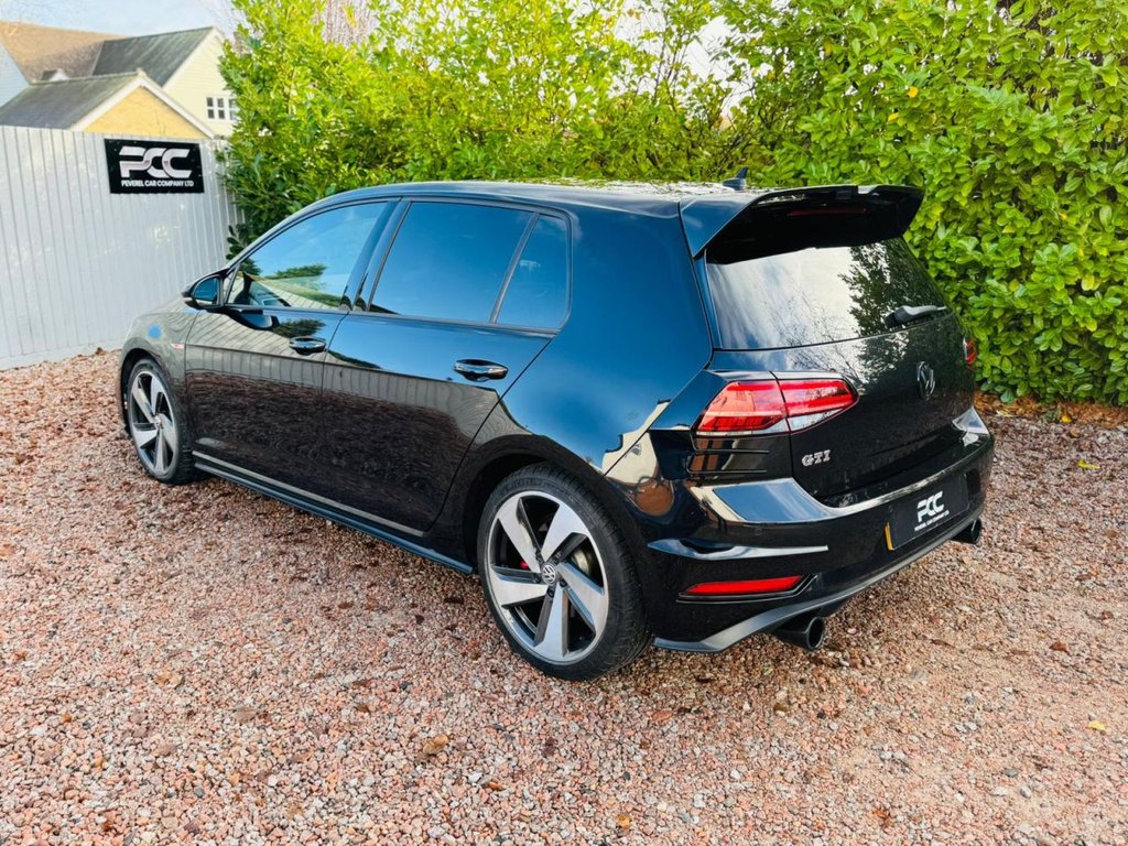 Used Volkswagen Golf 2017 for sale - 76855144: Photo 8