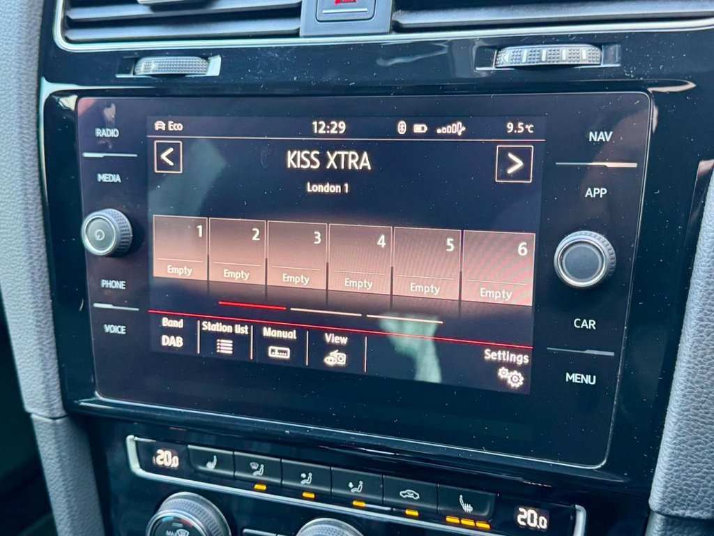 Used Volkswagen Golf 2017 for sale - 76855144: Photo 85