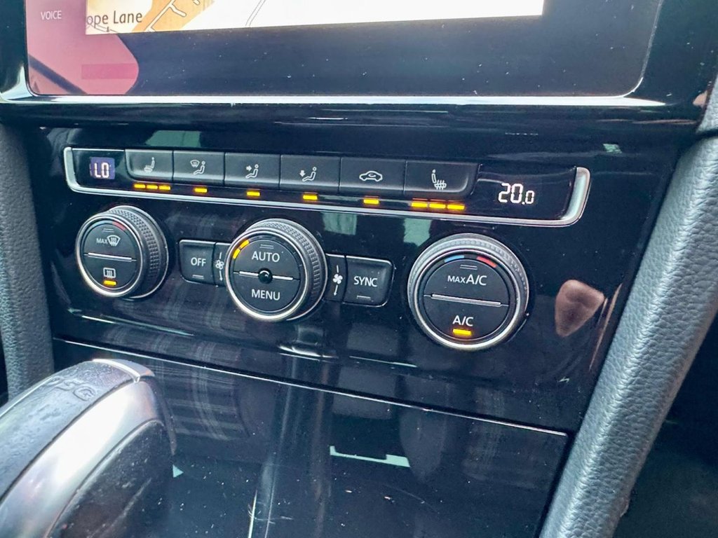 Used Volkswagen Golf 2017 for sale - 76855144: Photo 99