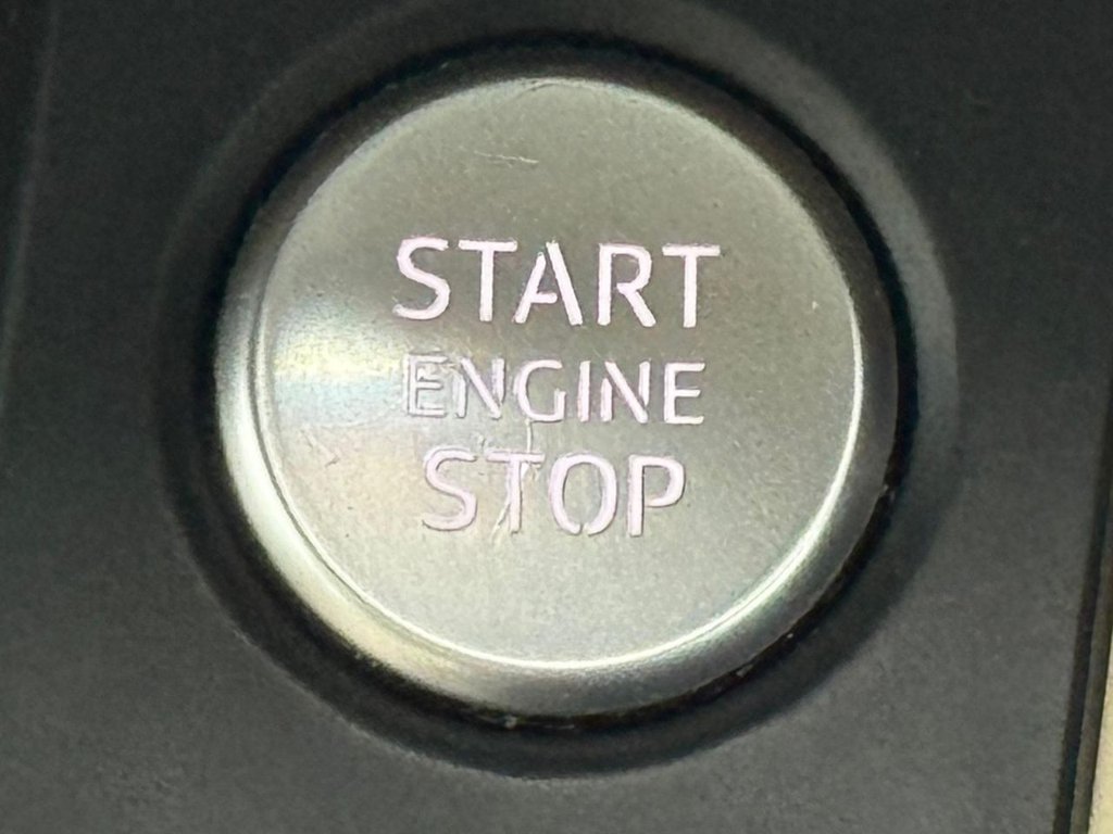 Used Audi A4 2019 for sale - 77072511: Photo 77