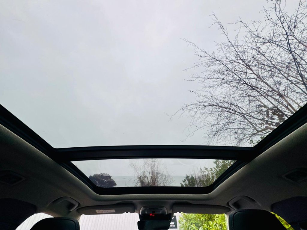 Used Volvo XC40 2021 for sale - 77293325: Photo 60