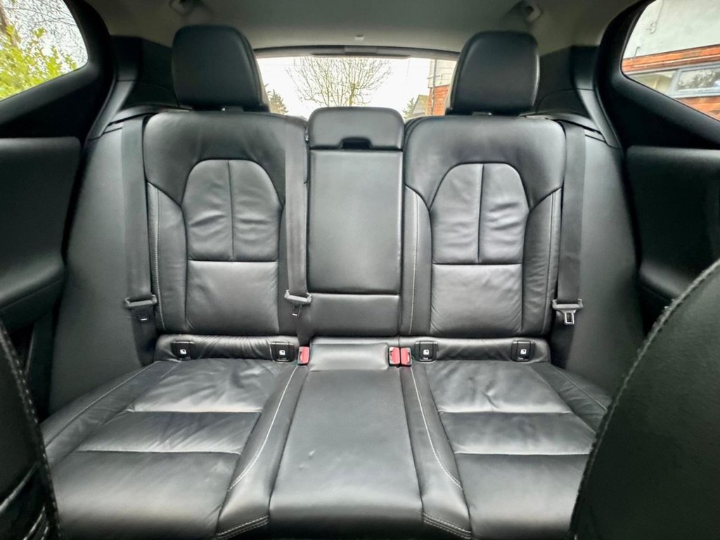 Used Volvo XC40 2021 for sale - 77293325: Photo 64