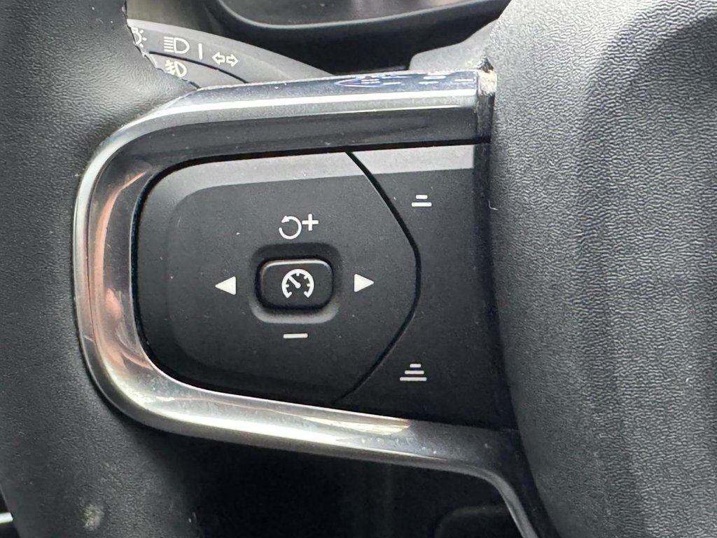 Used Volvo XC40 2021 for sale - 77293325: Photo 72