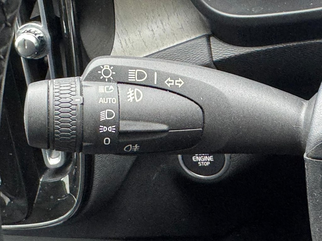 Used Volvo XC40 2021 for sale - 77293325: Photo 74