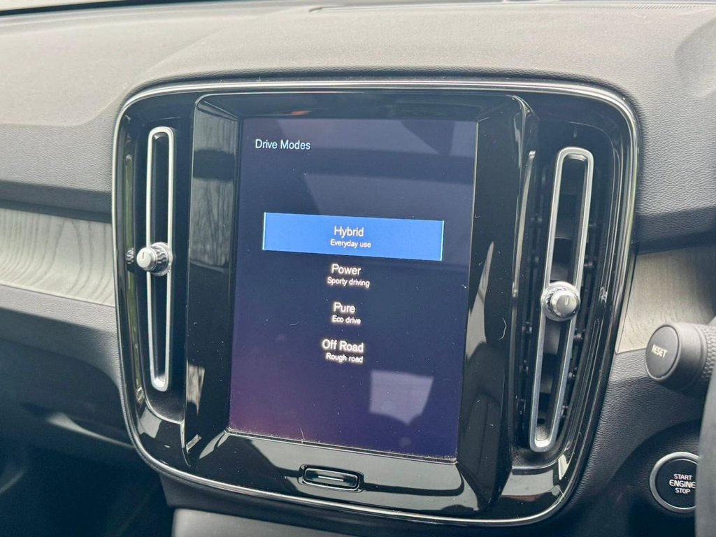 Used Volvo XC40 2021 for sale - 77293325: Photo 98