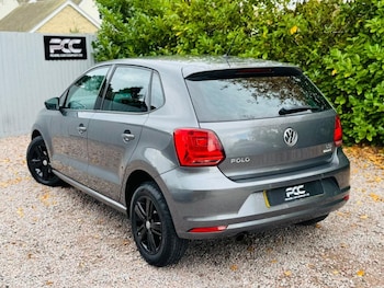 Used Volkswagen Polo 2017 for sale - 76481989: Photo