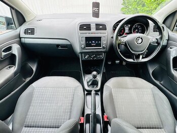 Used Volkswagen Polo 2017 for sale - 76481989: Photo