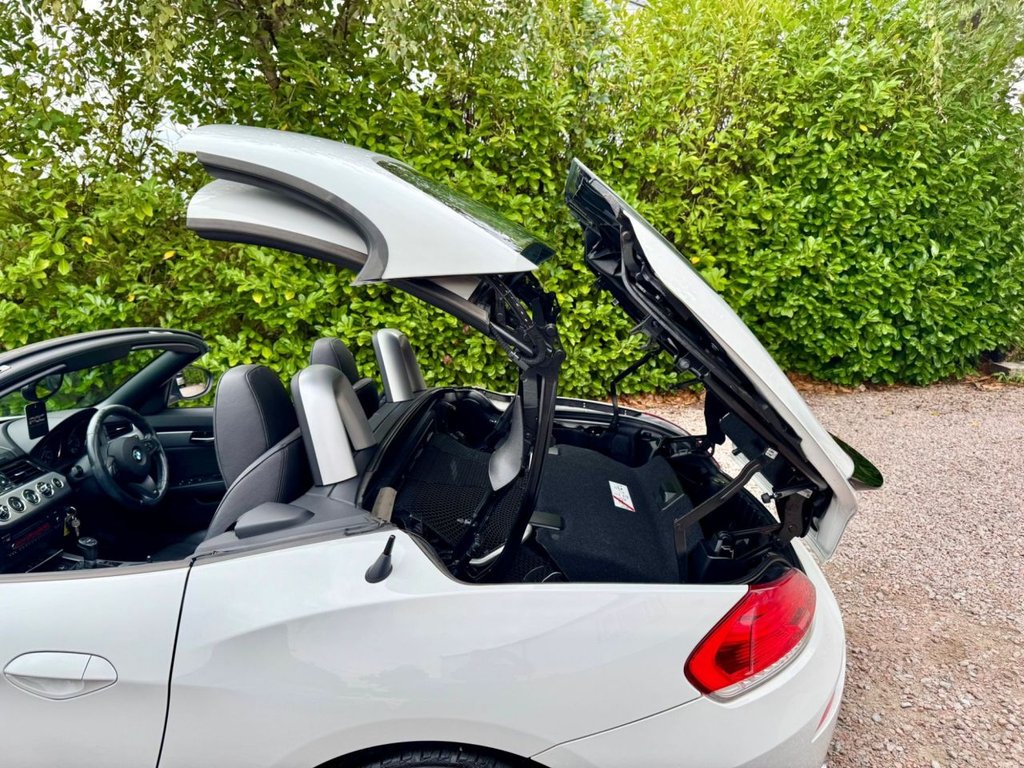 Used BMW Z4 2014 for sale - 76029097: Photo 54