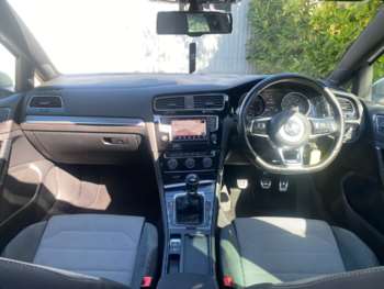 Used Volkswagen Golf 2016 for sale - 74364990: Photo