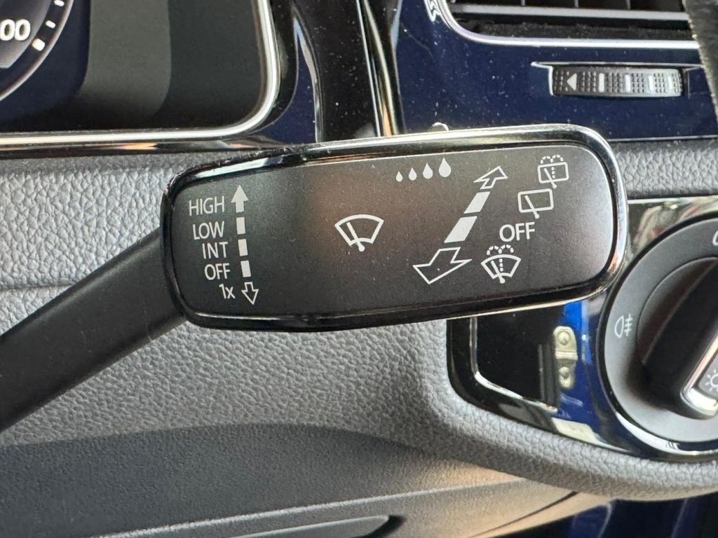 Used Volkswagen Golf 2020 for sale - 76558767: Photo 73