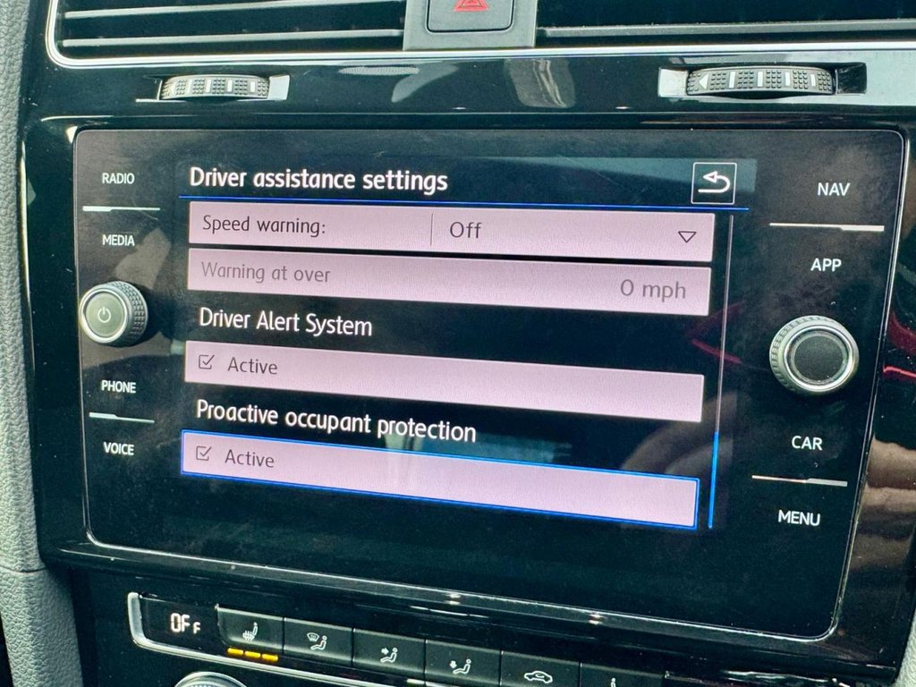 Used Volkswagen Golf 2020 for sale - 76558767: Photo 93