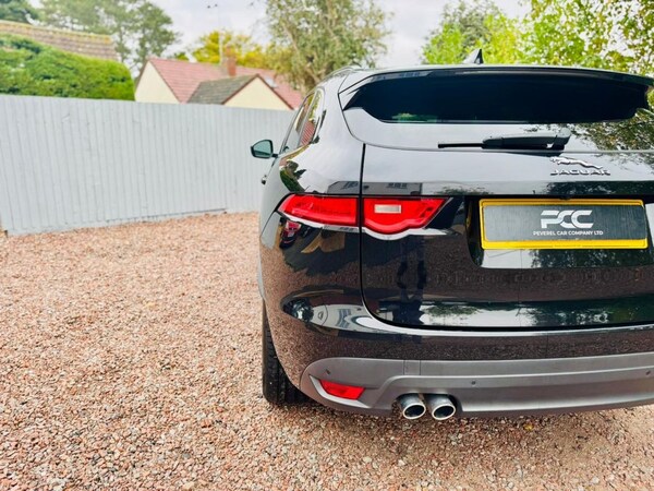 Used Jaguar F-Pace 2016 for sale - 76162867: Photo 23
