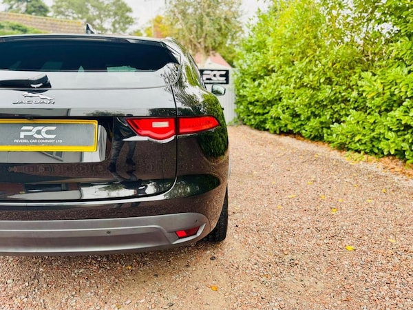 Used Jaguar F-Pace 2016 for sale - 76162867: Photo 24