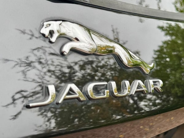 Used Jaguar F-Pace 2016 for sale - 76162867: Photo 36