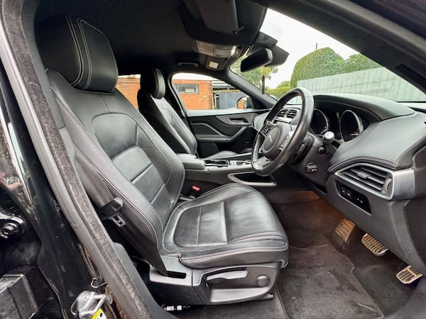 Used Jaguar F-Pace 2016 for sale - 76162867: Photo 49