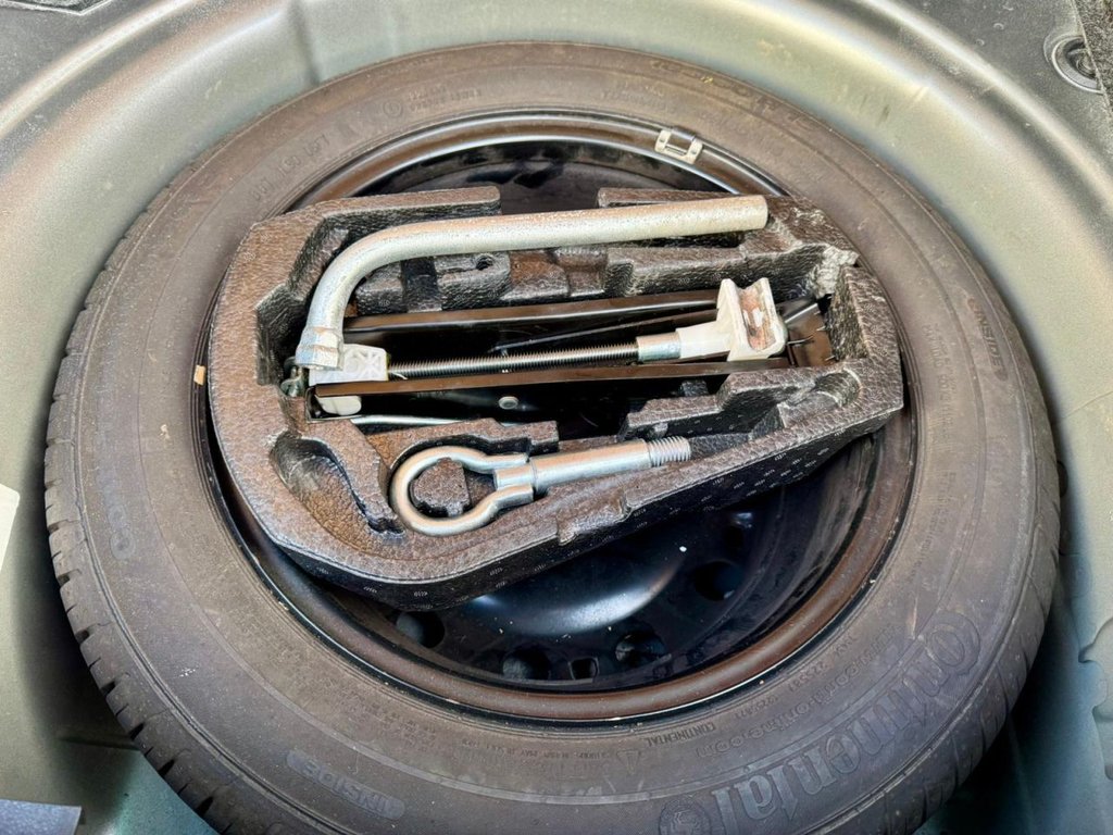 Used Volkswagen Polo 2017 for sale - 76910405: Photo 48