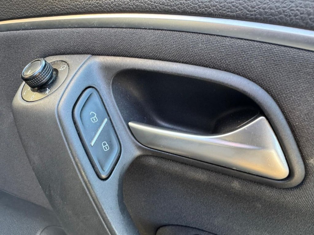 Used Volkswagen Polo 2017 for sale - 76910405: Photo 76