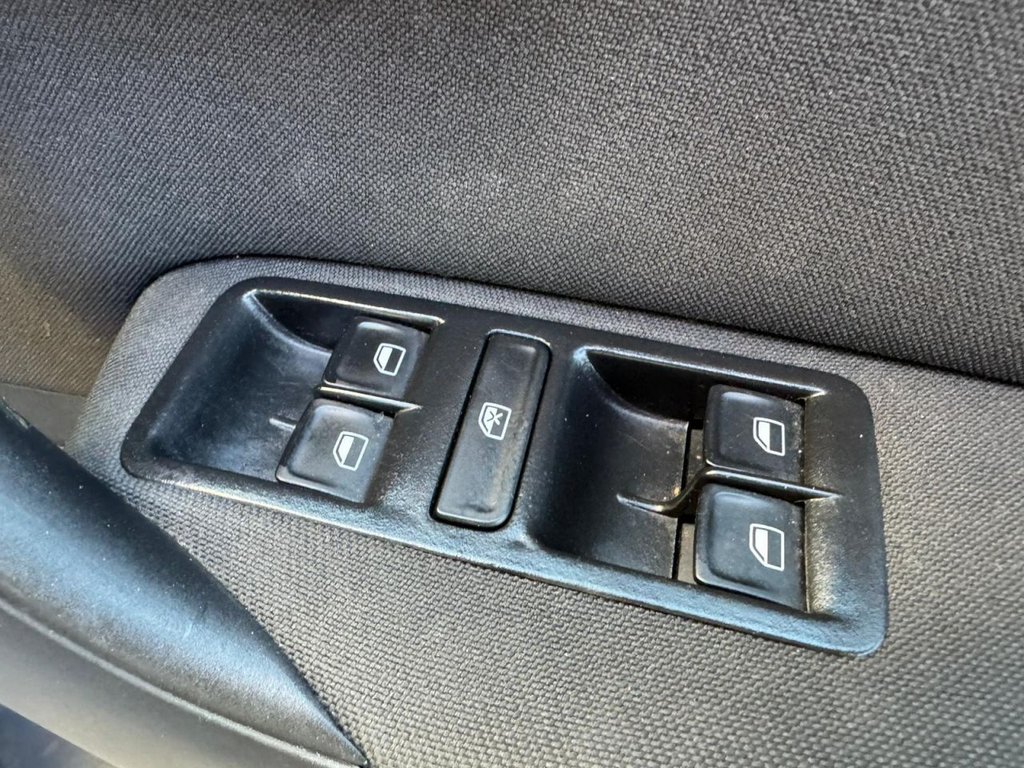 Used Volkswagen Polo 2017 for sale - 76910405: Photo 77