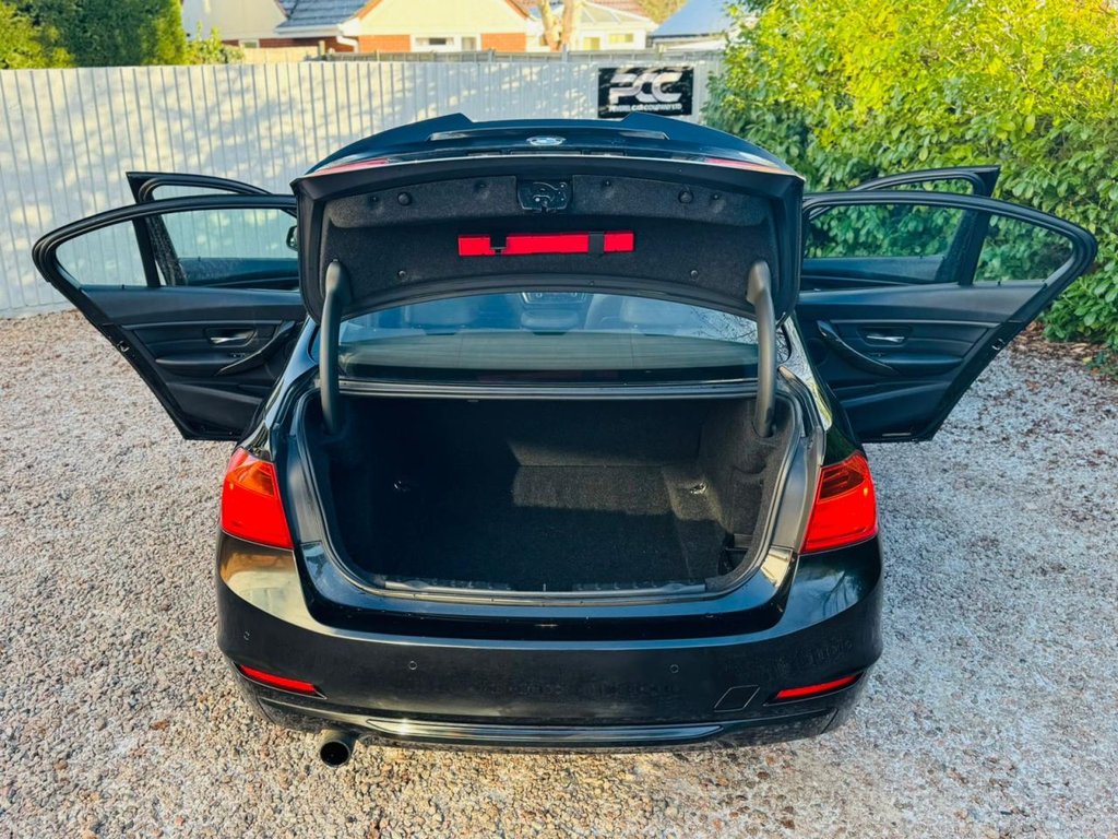 Used BMW 3 Series 2012 for sale - 77121513: Photo 33