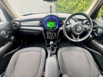 Used MINI Hatch 2019 for sale - 79843319: Photo