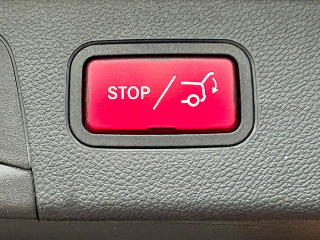 Used Mercedes-Benz GLC 2019 for sale - 76591078: Photo 35