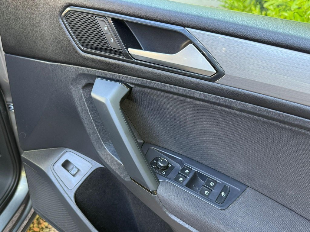 Used Volkswagen Tiguan Allspace 2018 for sale - 76279667: Photo 100