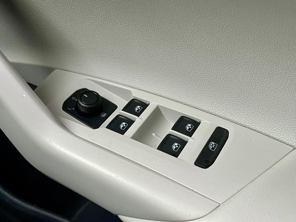 Used Volkswagen Polo 2020 for sale - 77710897: Photo 76