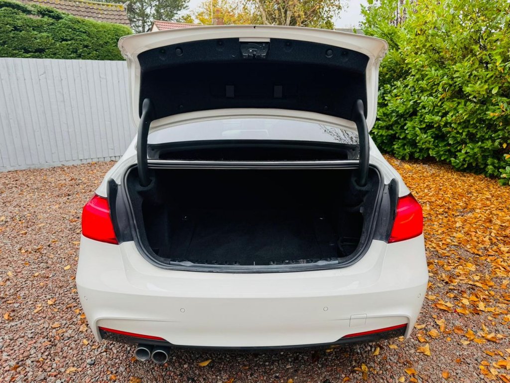 Used BMW 3 Series 2015 for sale - 76535852: Photo 40